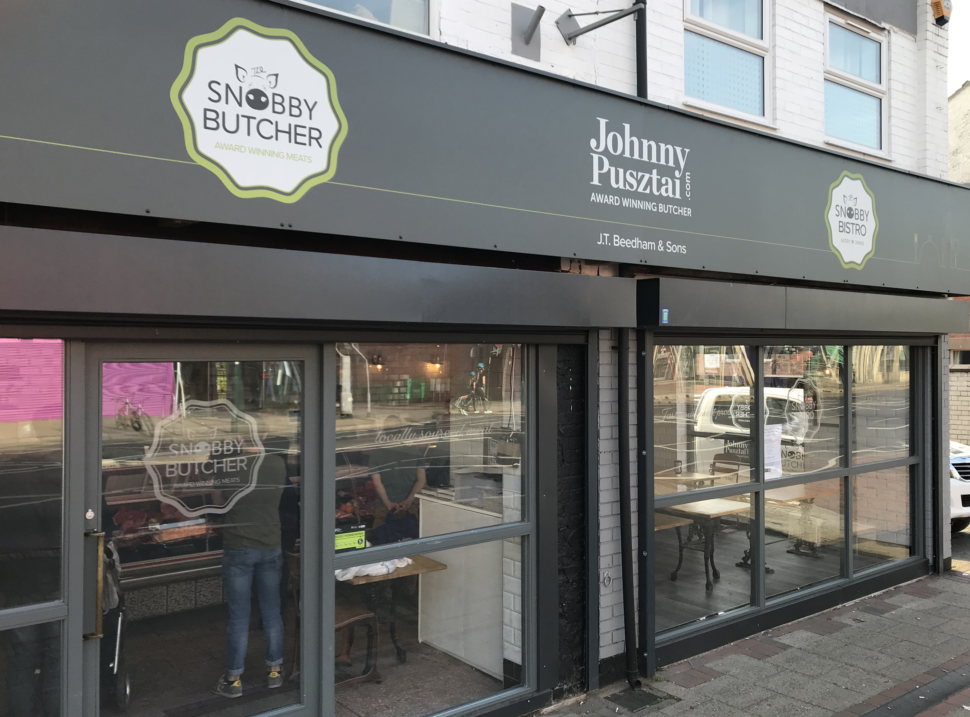 New Snobby Butcher Bistro Opens 